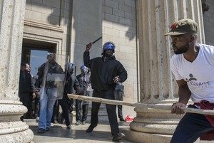 Photo of Wits student protesters and private security