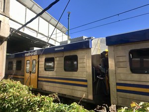 Train at Rondebosch Station