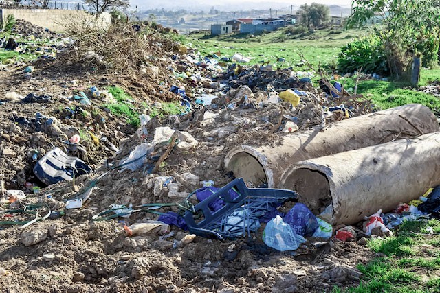 Photo of rubbish lying in the open
