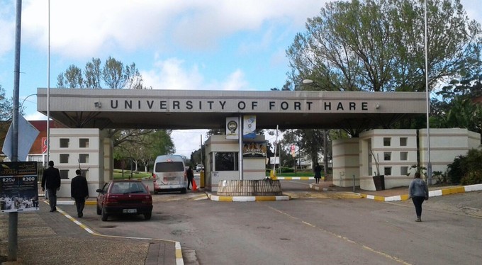 Photo of entrance to Fort Hare University