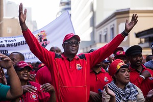Zwelinzima Vavi attends SAFTU march