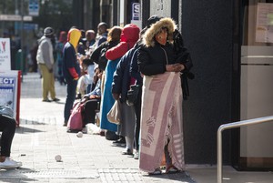 Long SASSA queues in Cape Town