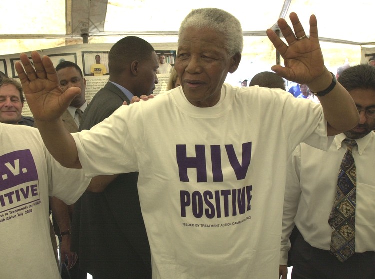 Photo of Nelson Mandela in HIV-positive T-shirt