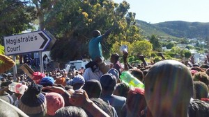 Photo of Lubabalo Vellem being carried by a crowd of supporters